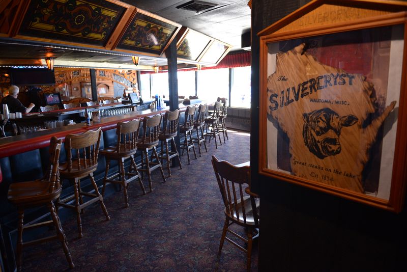 Silvercryst Supper Club & Resort