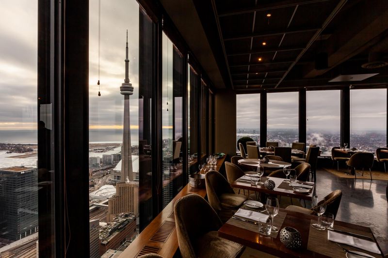 14 Georgia Restaurants That Prove Word Of Mouth Still Matters - Decor Hint Canoe