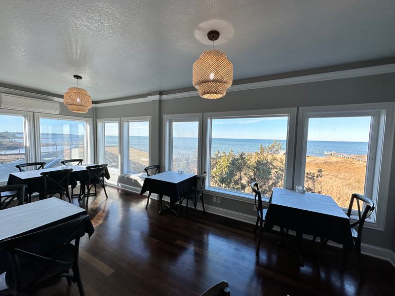 These North Carolina Seafood Chains Never Disappoint Locals - Decor Hint Cafe Pamlico