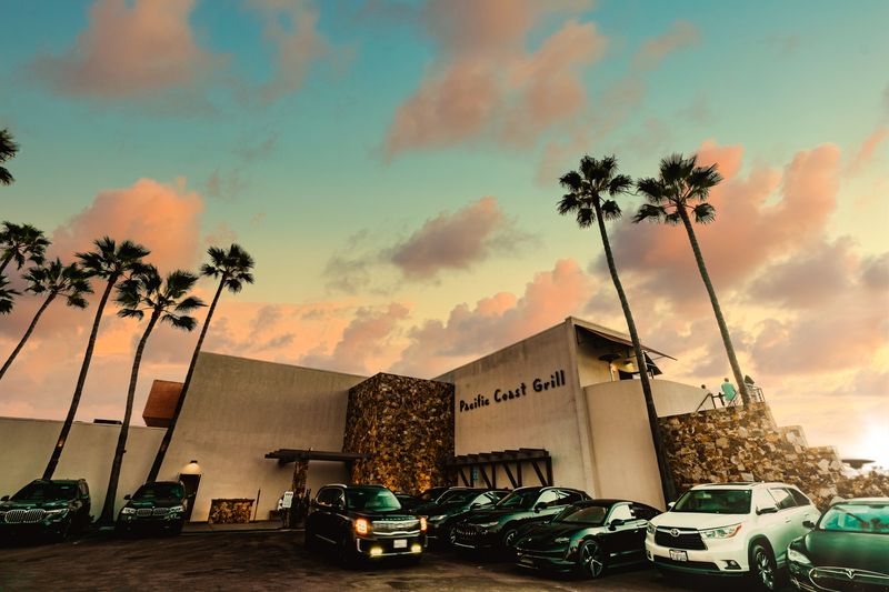 16 California Coastal Restaurants Where The Views Are As Good As The Food - Decor Hint Pacific Coast Grill