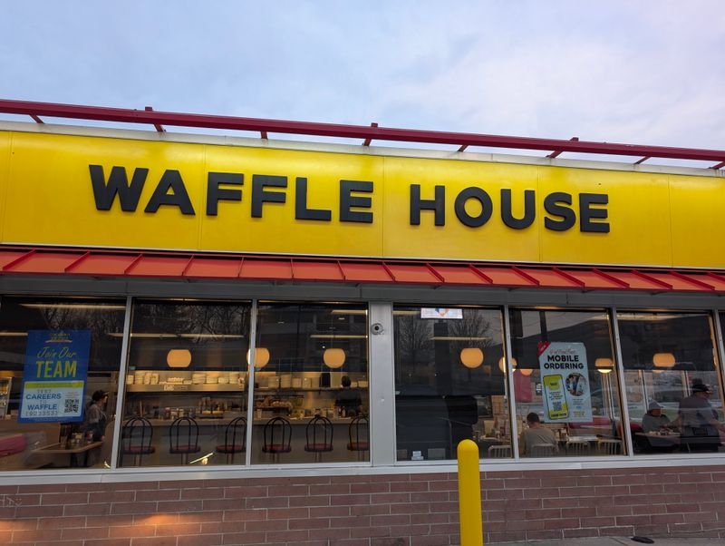 The Enduring Love For Waffle House Among Scranton, Pennsylvania Locals Explained - Decor Hint 24-7 Comfort
