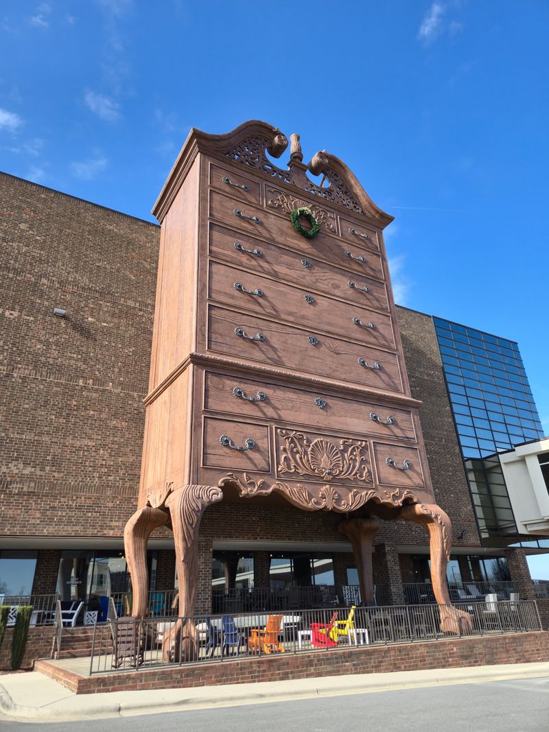 Nearby Giant Furniture Companions