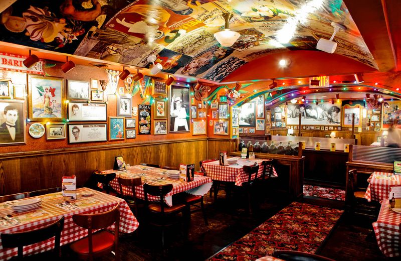 10 California Chains Serving Spaghetti & Meatballs Worth Applauding After Every Bite - Decor Hint Buca Di Beppo Italian Restaurant