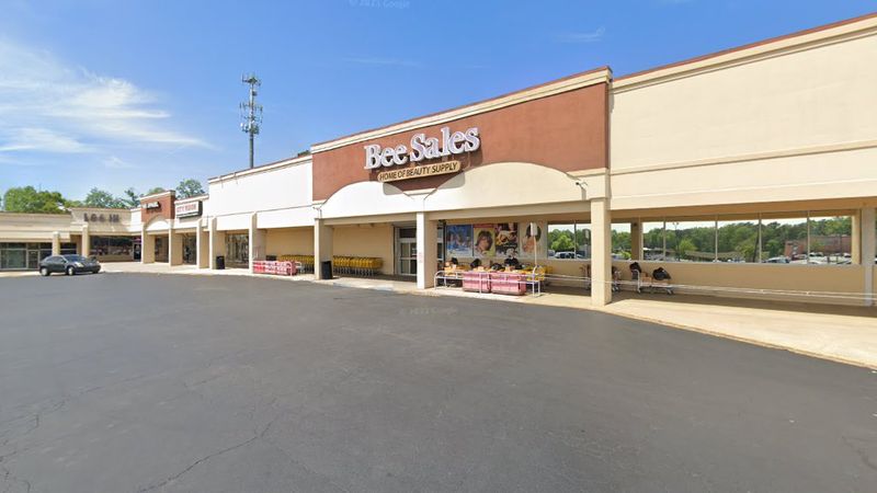 These Underrated Georgia Restaurants Are Better Than Their Hype - Decor Hint Gu's Bistro