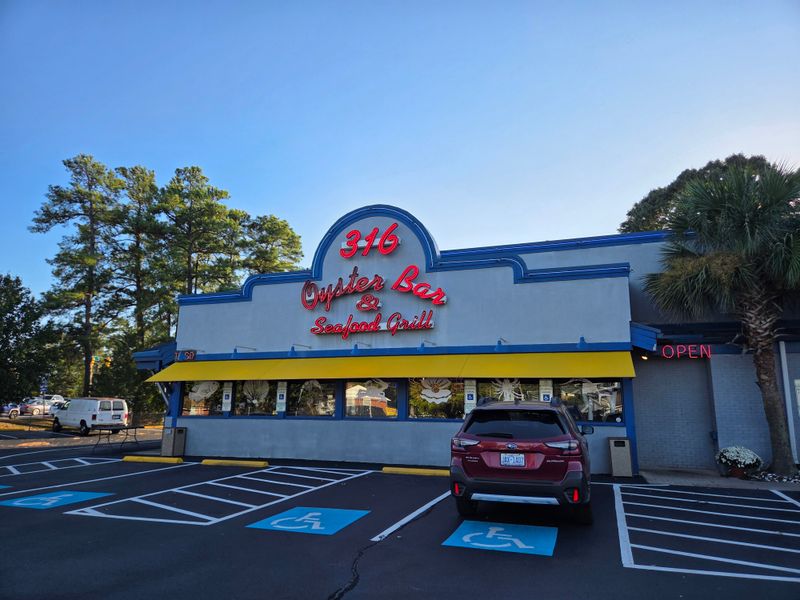 These North Carolina Oyster Bars Serve Flavor That Hits Every Time - Decor Hint 316 Oyster Bar, Fayetteville