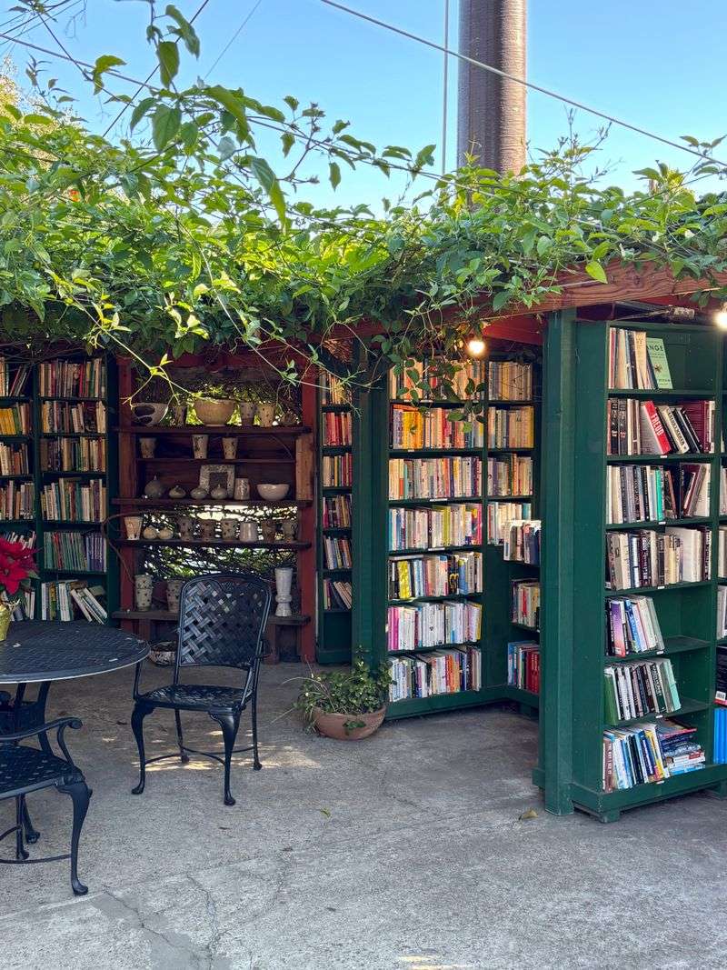 14 Massive Bookstores Across California Where You Can Happily Get Lost For Hours - Decor Hint Bart's Books