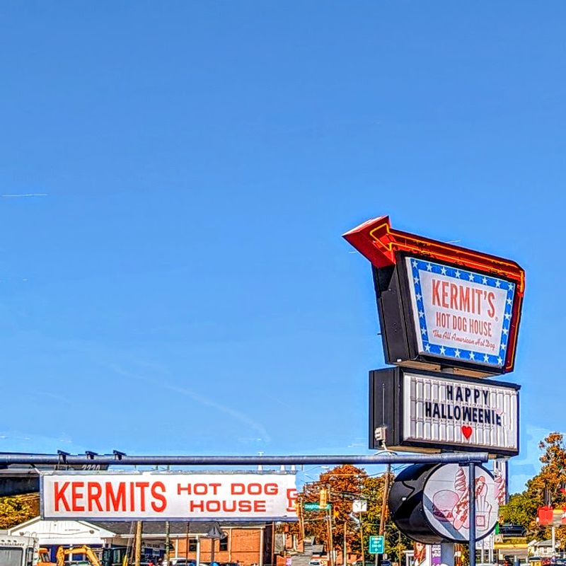 Kermit's Hot Dog House