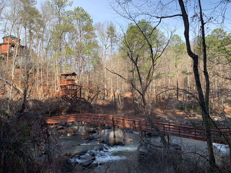 Hiking the Gorge Floor Trails