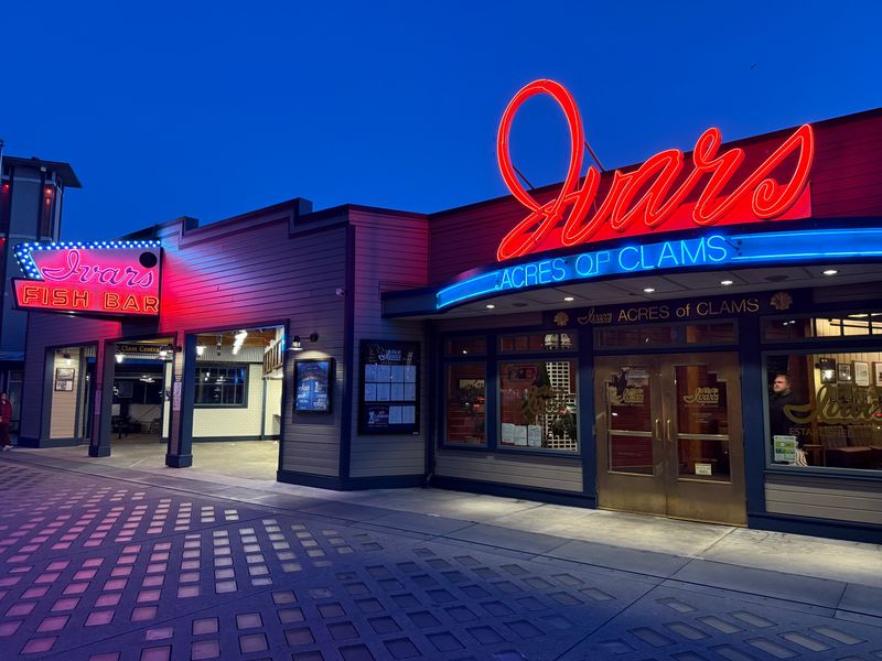 Ivar’s Acres Of Clams