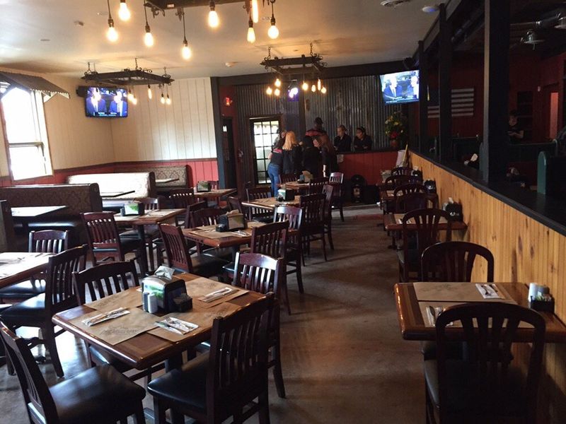 11 Charming Maryland Small Town Restaurants Worth The Drive - Decor Hint The Hideaway