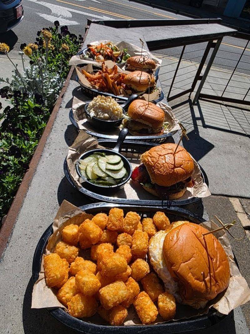 Wooden Nickel Pub, Hillsborough