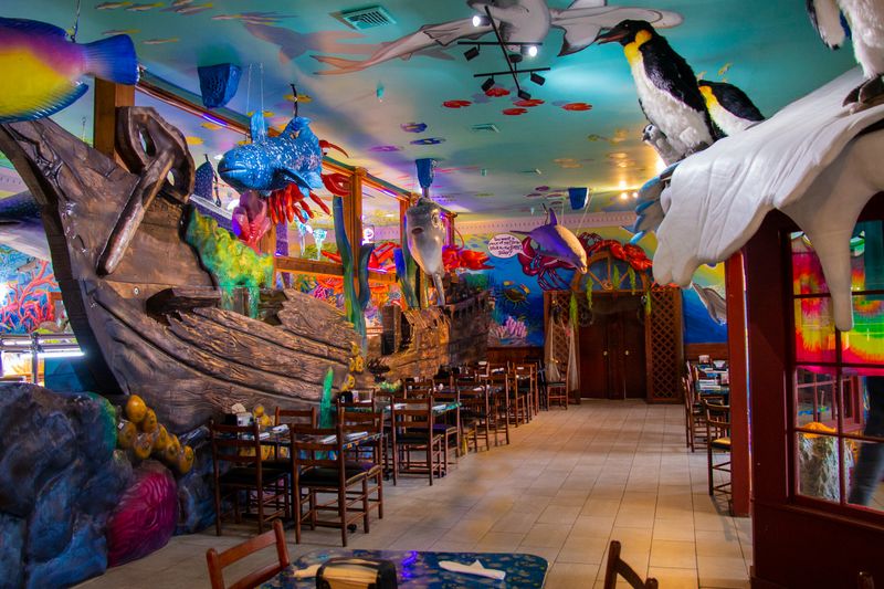 These 14 Georgia Fish Fry Spots Are What Locals Look Forward To - Decor Hint Crab Daddy's Seafood Shack