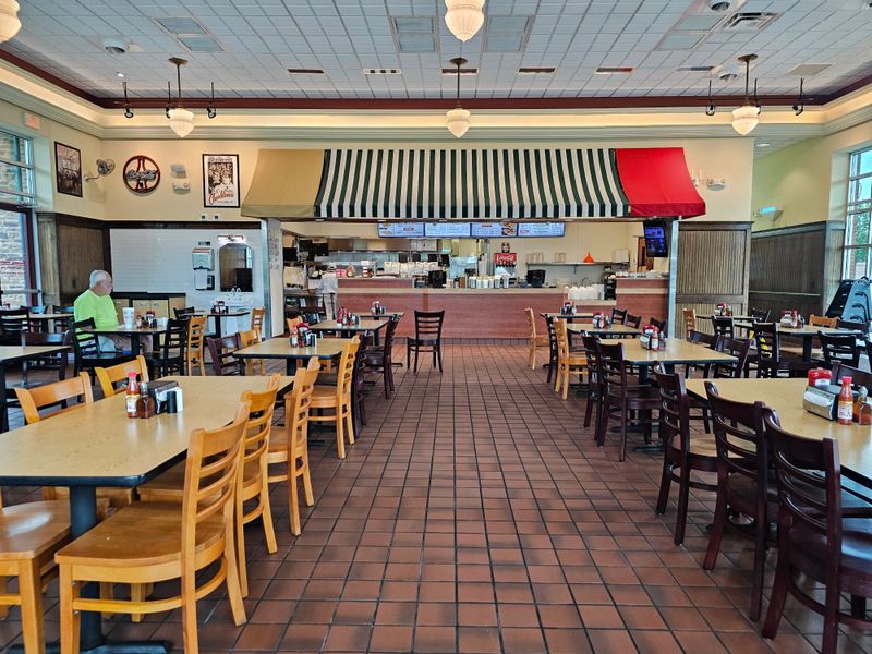 Smithfield’s Chicken ’N Bar-B-Q