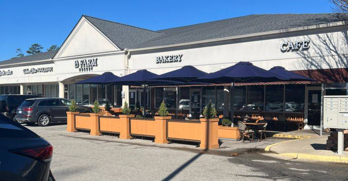This Bakery In North Carolina Is Changing The Cinnamon Roll Game - Decor Hint