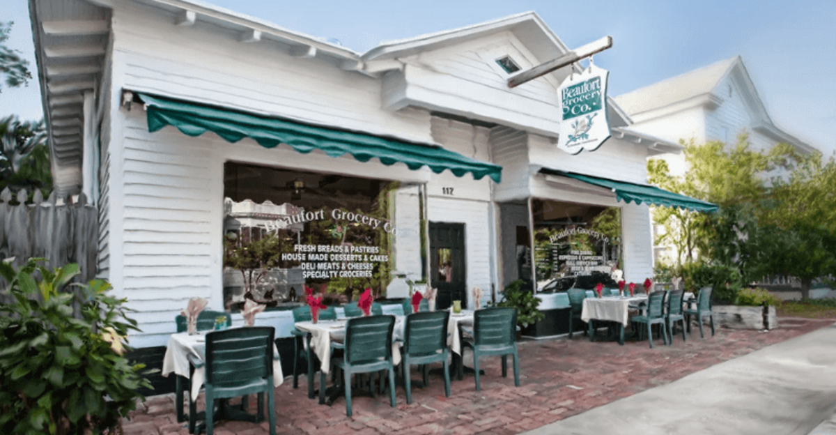 This Grocery In Beaufort North Carolina Is Home To The Most Addictive Crab Dip - Decor Hint