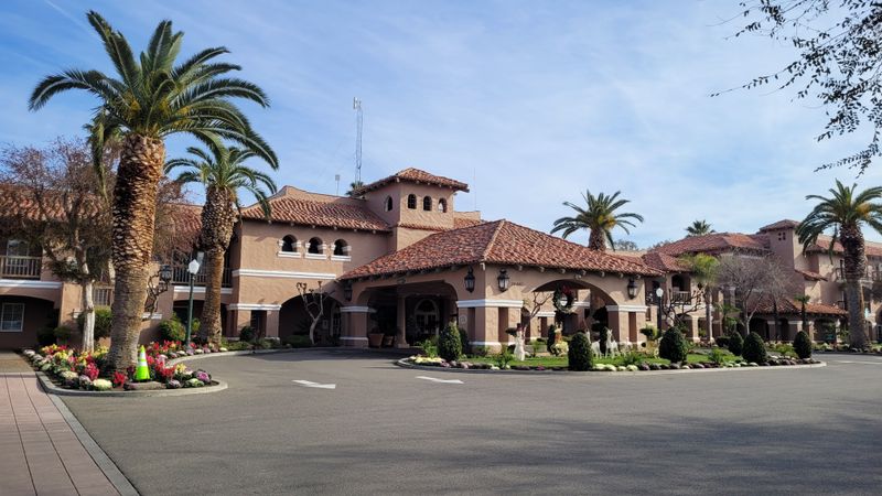 This Middle-Of-Nowhere California Steakhouse Serves Some Of The Best Steaks You'll Ever Taste - Decor Hint A Highway Oasis Between Two Major Cities