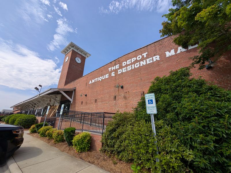 Southern Charm Meets Massive Scale