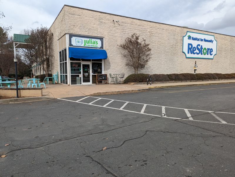 12 Must-Visit Thrift Stores In Charlotte, North Carolina, For Bargain Hunters - Decor Hint Habitat for Humanity ReStore Wendover