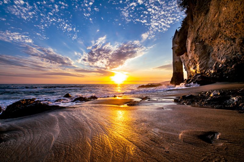 Man-Made Pool Creates Unique Feature