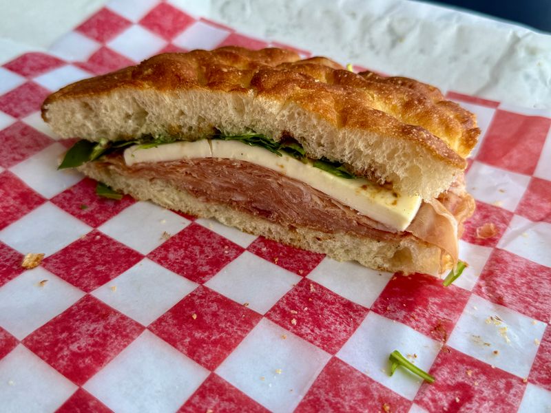 Danny-Kay's Deli & Market