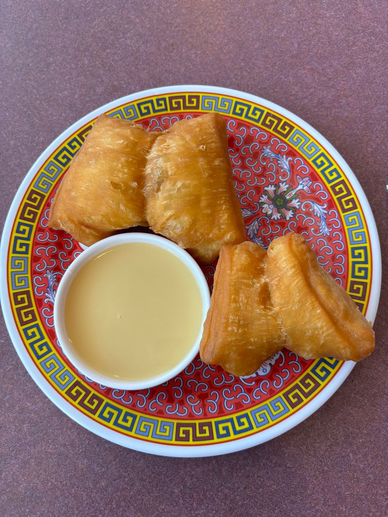 Pa Thong Ko Crullers Fried Fresh Daily