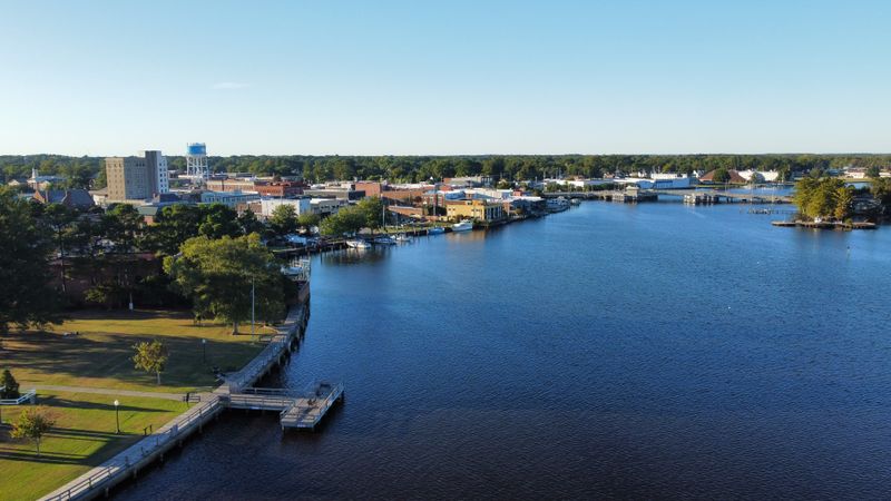 These North Carolina River Towns Are Ideal For A Weekend Escape - Decor Hint Elizabeth City, North Carolina
