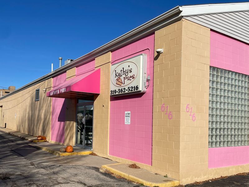 12 Iowa Cafés Serving Scratch Cooking And Sacred Pie - Decor Hint Kathy's Pies & Bakery