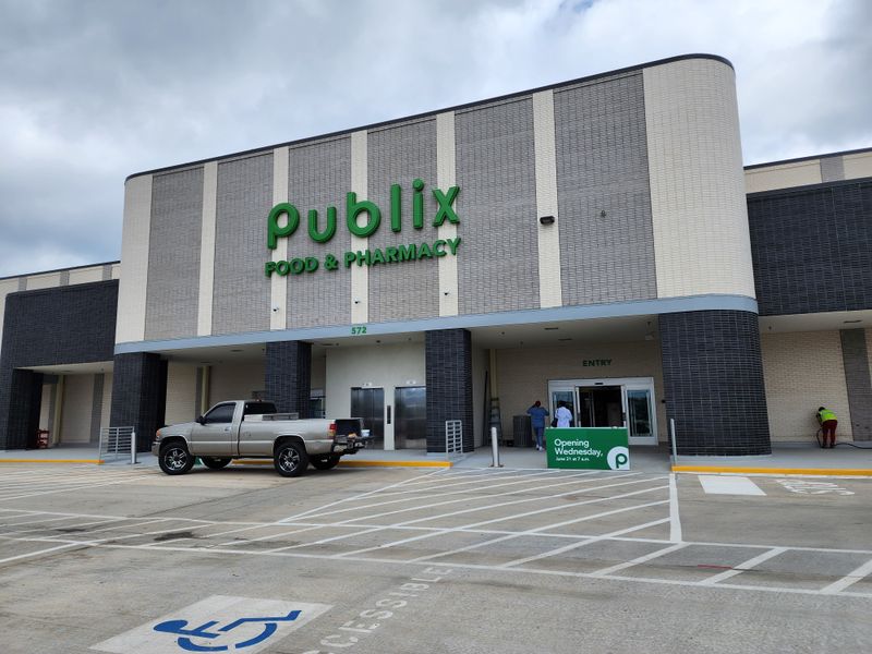 Publix Supermarket