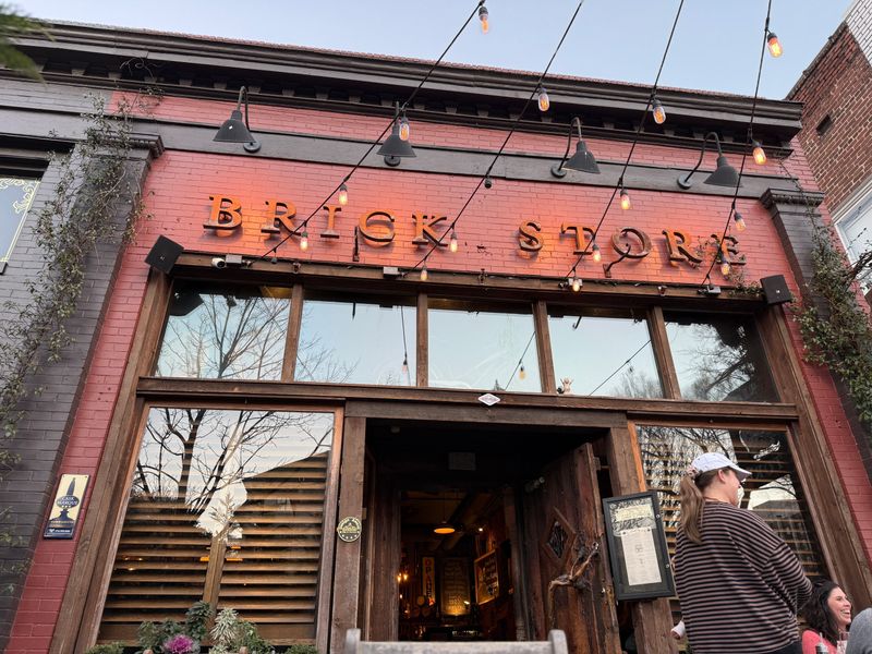 These Underrated Georgia Restaurants Are Better Than Their Hype - Decor Hint The Brick Store Pub
