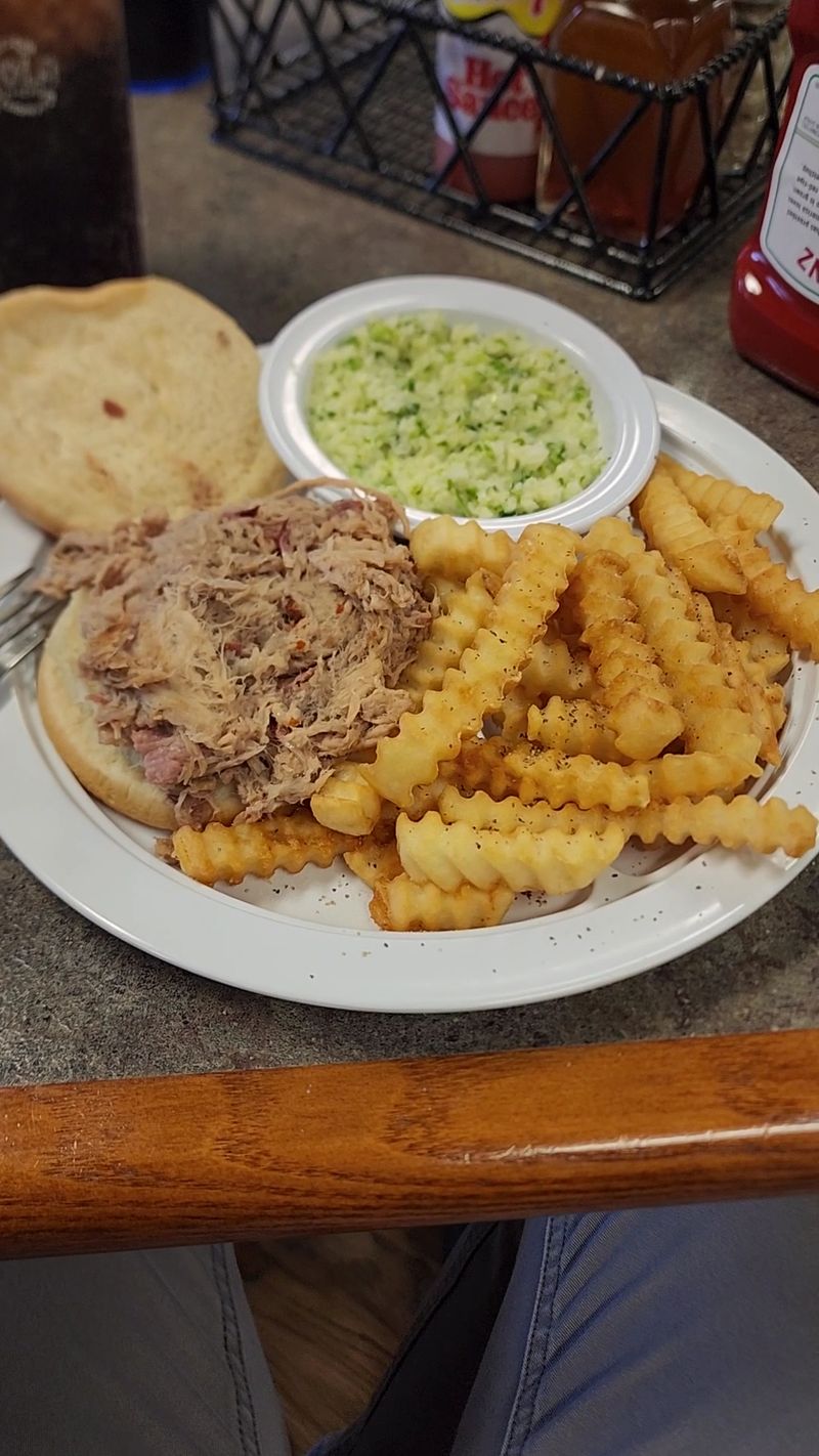McCall's Barbecue & Seafood, Goldsboro