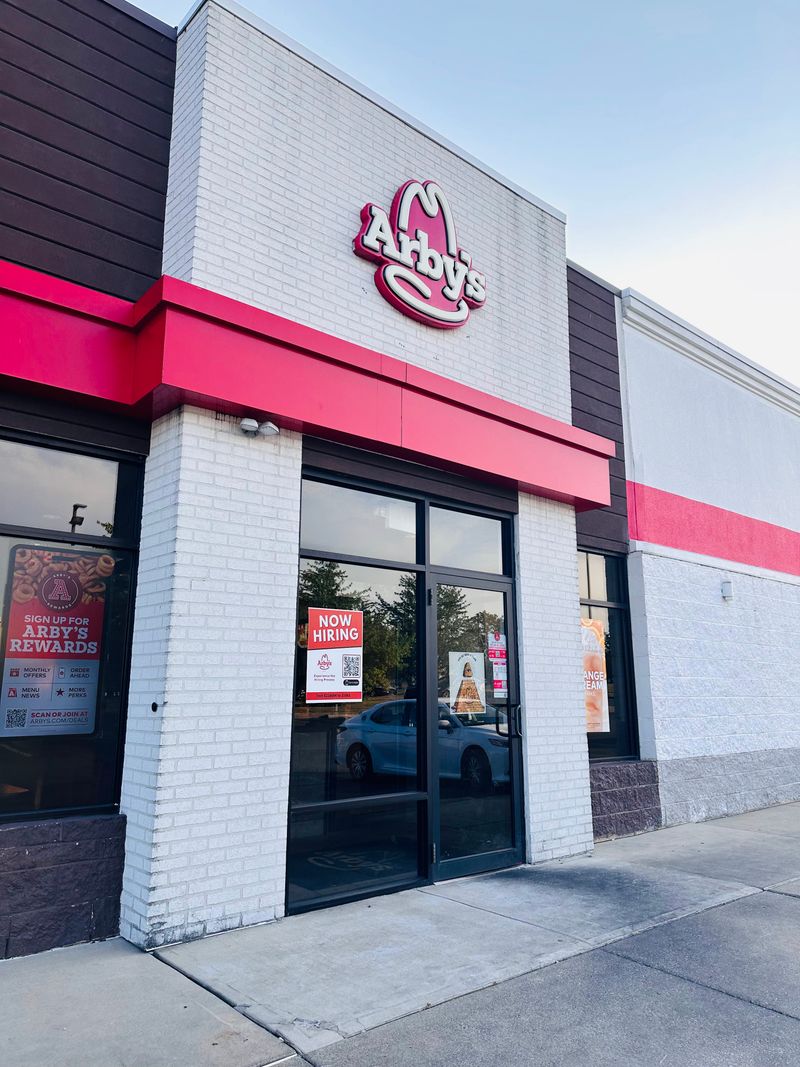 These 15 Culinary Stops In Kingsland, Georgia Make I-95 Travel Way More Delicious - Decor Hint Arby's