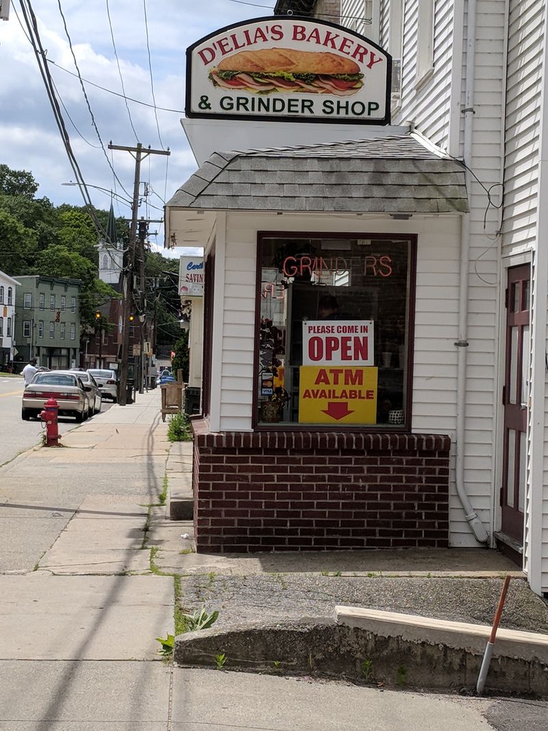 16 Connecticut Italian Sub Shops That Perfect The Classic Grinder - Decor Hint D'Elia's Market