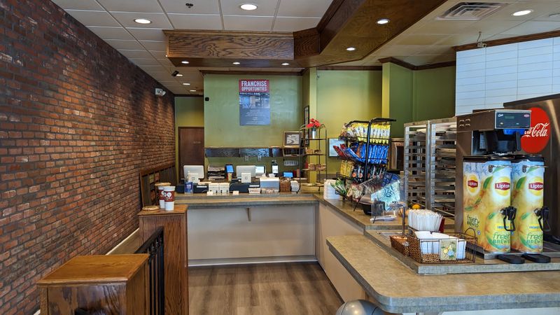 These 13 Georgia Hidden Food Spots Prove The Best Meals Are Off The Beaten Path - Decor Hint Rising Roll