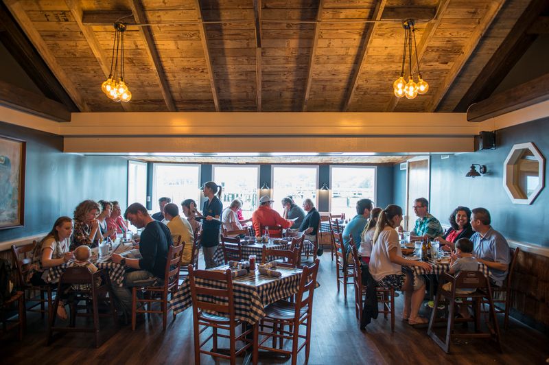 Hudson's Seafood House On The Docks