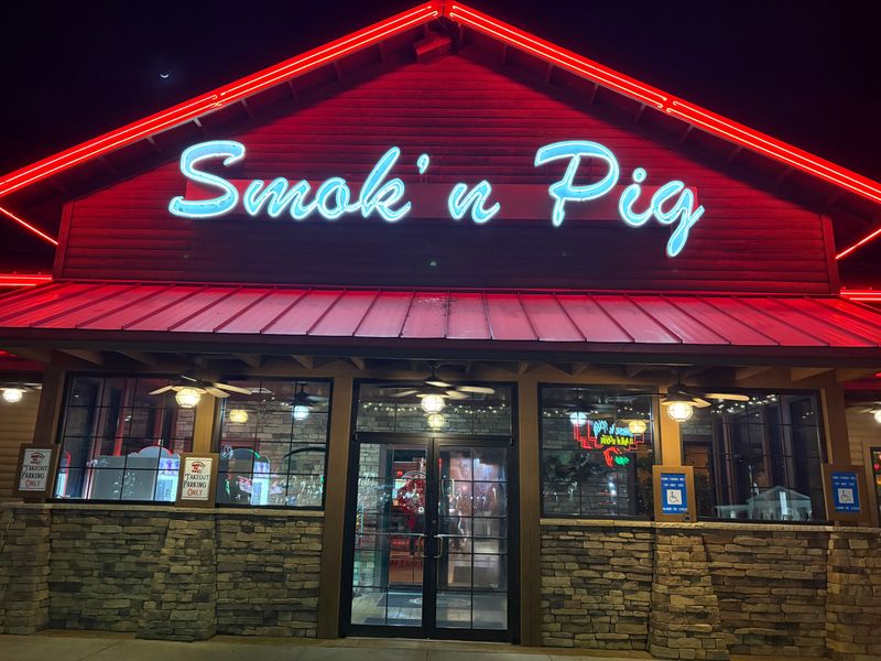 These Georgia BBQ Joints Prove The Best Barbecue Is Worth Traveling For - Decor Hint Smok'n Pig BBQ