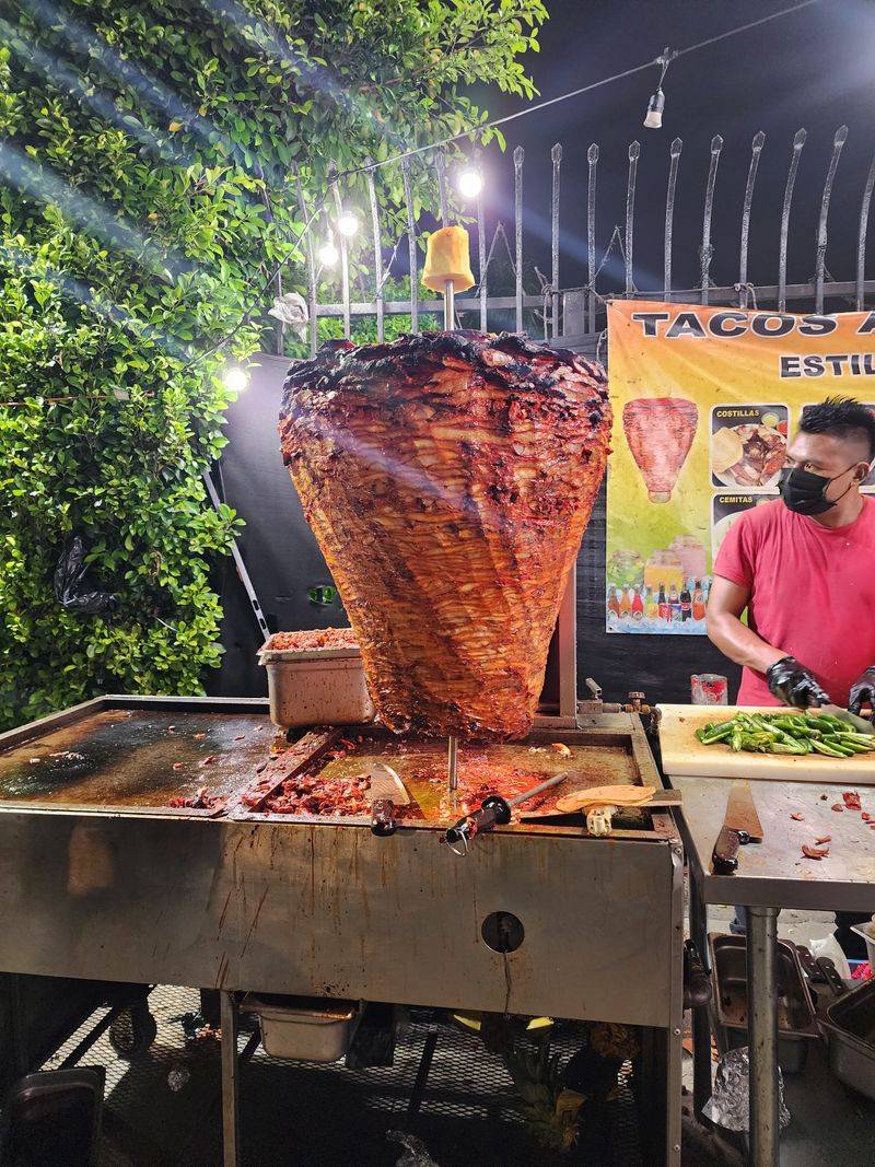 These California Beachside Taco Spots Are Easy To Miss But Hard To Forget - Decor Hint Tacos A Cabron #1