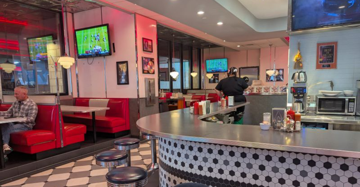 10 North Carolina Eateries Serving Chicken Fried Steaks Like Grandma Used To Make - Decor Hint