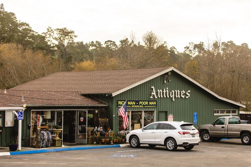 11 Charming Towns In California That Are Packed With Antique Treasures - Decor Hint Cambria California