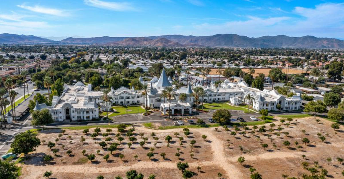 14 California Cities That Make Retiring On 1200 A Month Feel Possible - Decor Hint