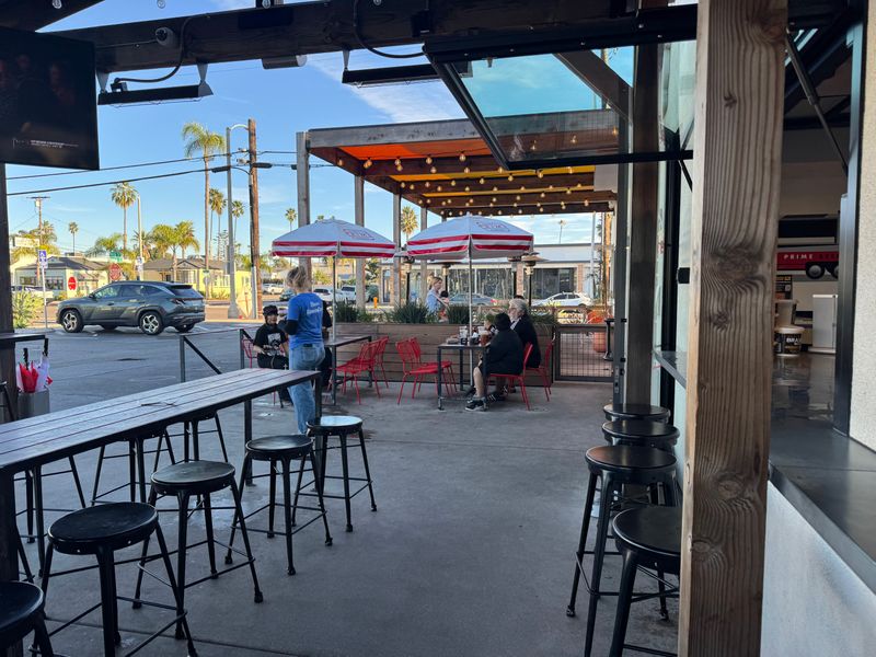 Tanner's Prime Burgers (Oceanside)