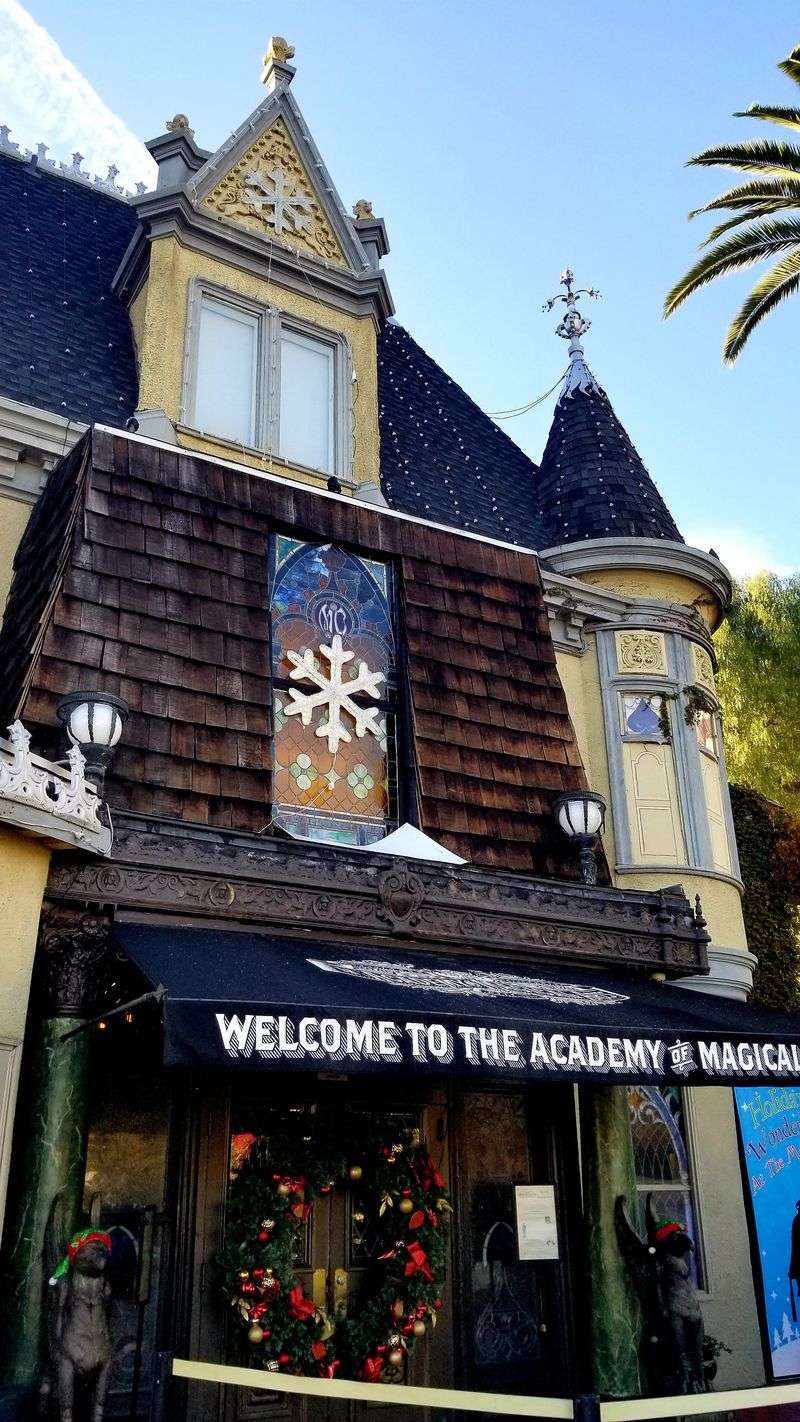 The Magical Restaurant In California That's Straight Out Of A Guillermo Del Toro Movie - Decor Hint Members-Only Access Creates Exclusivity