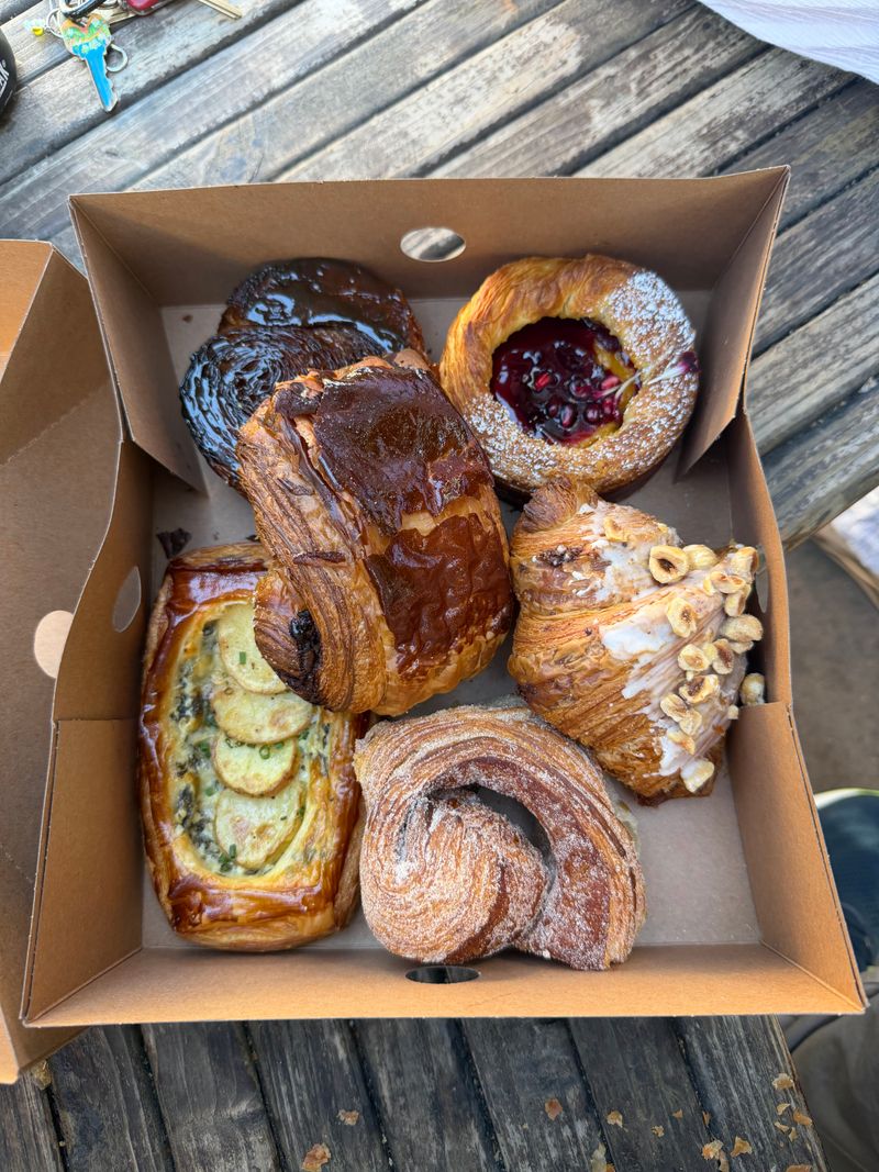 Croissants That Earn Parisian Comparisons