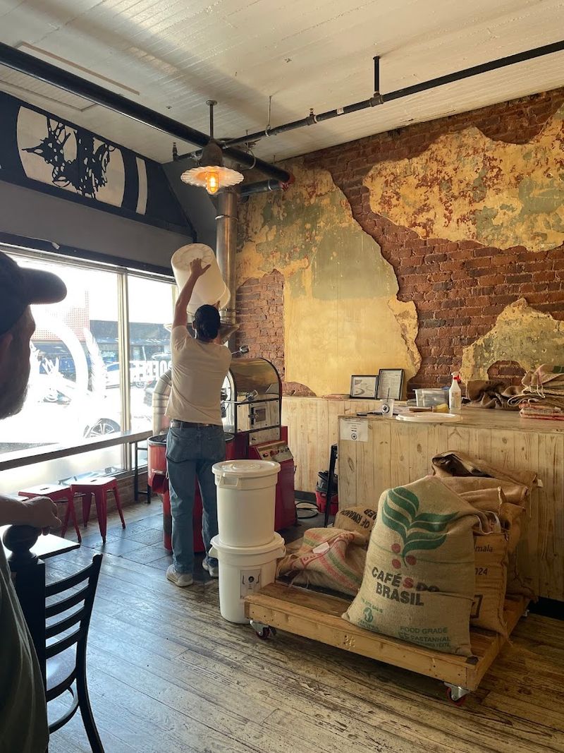 Pet-Friendly Outdoor Seating for Dog Owners