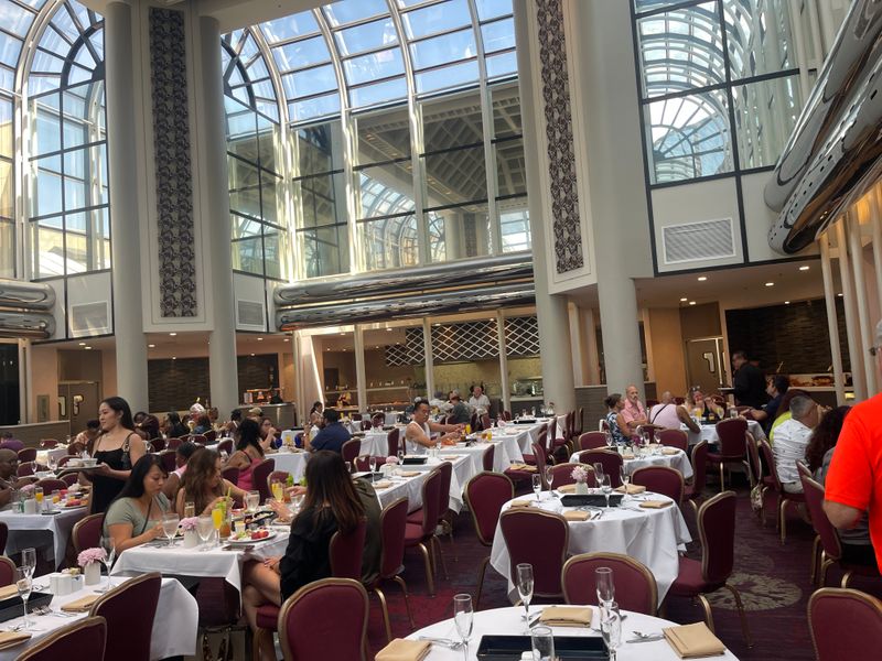 Arriving Hungry At CityWalk