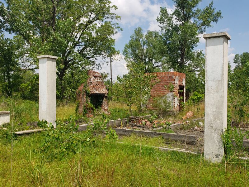 This Abandoned Oklahoma Town Makes Even Locals Nervous - Decor Hint The Mines Beneath Your Feet