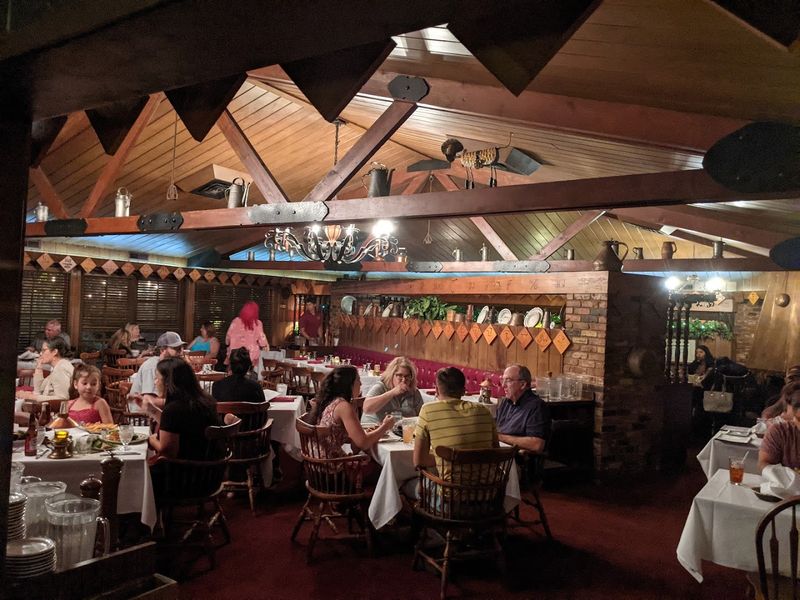 This California Spot Is Hiding The State's Juiciest Steaks - Decor Hint Community Favorite With Consistent Quality And Welcoming Environment