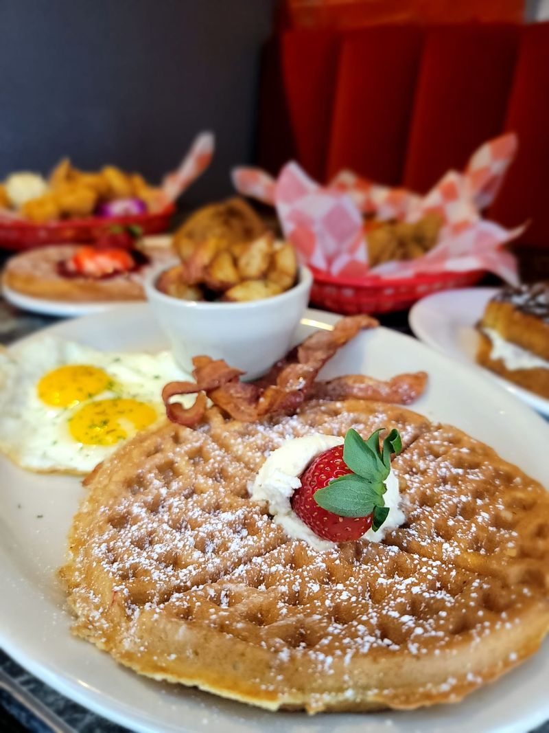 This Georgia Chicken & Waffles Spot Serves Fried Chicken Worth Obsessing Over - Decor Hint The Buttermilk Biscuits