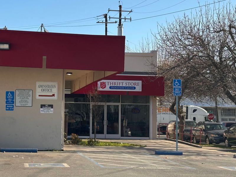 These Enormous California Thrift Shops Turn A Road Trip Into A Treasure Hunt - Decor Hint Salvation Army Family Store & Donation Center (Stockton)