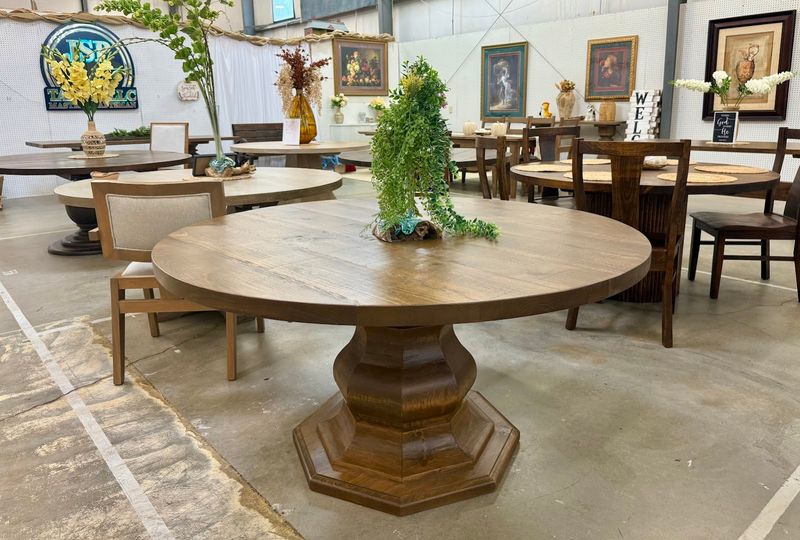 Kitchen and Dining Treasures Enhance Entertaining