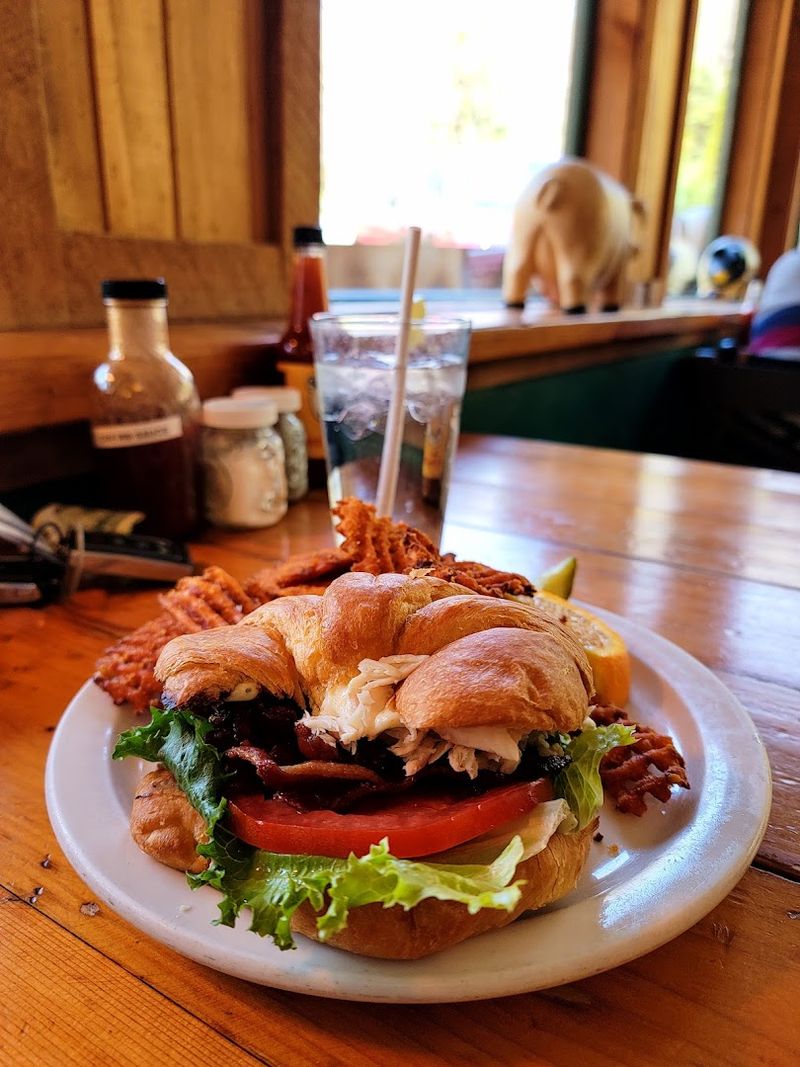 One Of North Carolina's Coziest Mountain Cafes You Need To Visit This Season - Decor Hint Smoked Trout BLT That Disappears Fast